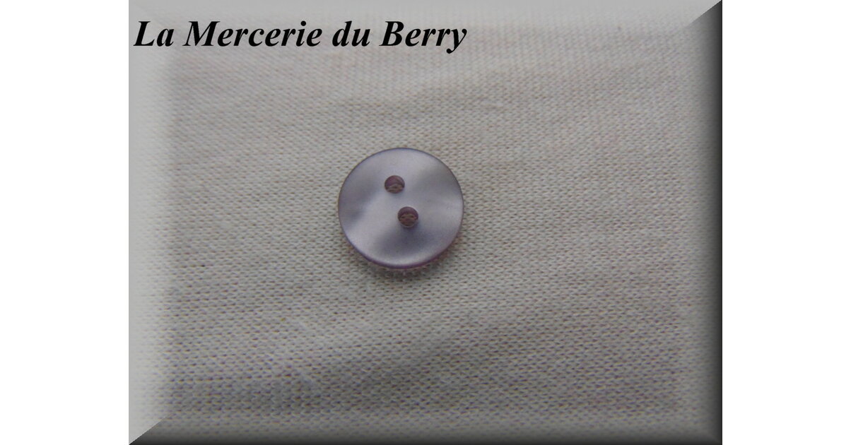 Lot De Boutons Anciens De Mercerie - Couleur Violet Parme (Réf. 640) - Occasion